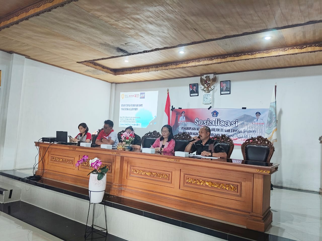 Sosialisasi PKDRT dan Perlindungan Pekerja Migran Indonesia Digelar di Desa Paksebali